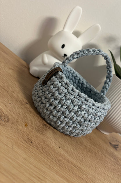 Körbchen mit Henkel