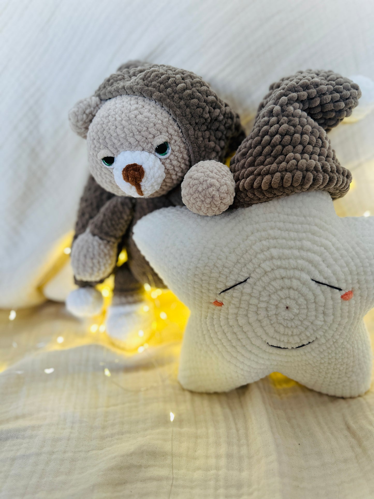 Bruno Kuschelbär mit Schlafmütze